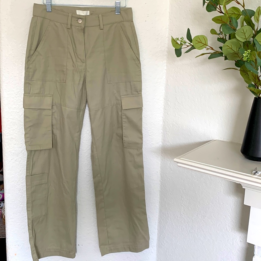 H&M NWT Brand new khaki cargo pants